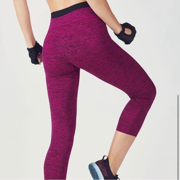 Aloni High Waisted leggings (MagentaHeather/Black) - Picture 2 of 3